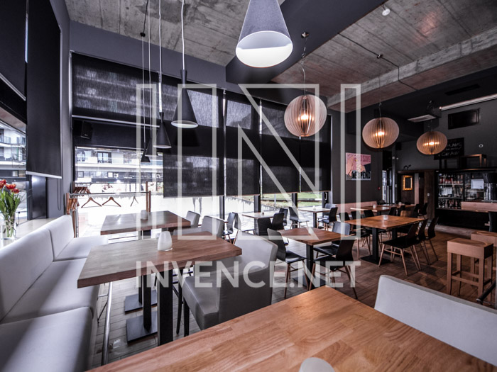 Realizace látkových rolet restaurace Praha Malešice