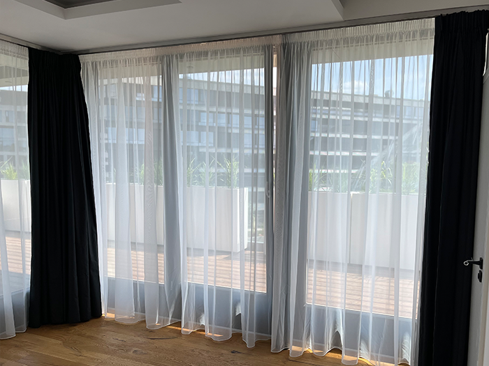 Realizace zatemňujících závěsů a záclon Praha 8