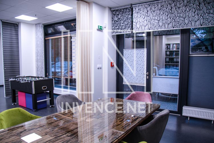 stínící technika showroom